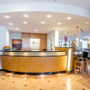 schlosspark-hotel.find-berlin-hotels.com/