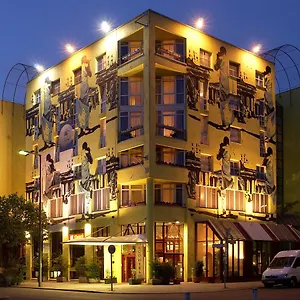 Plaza Charlottenburg Hotel Berlim