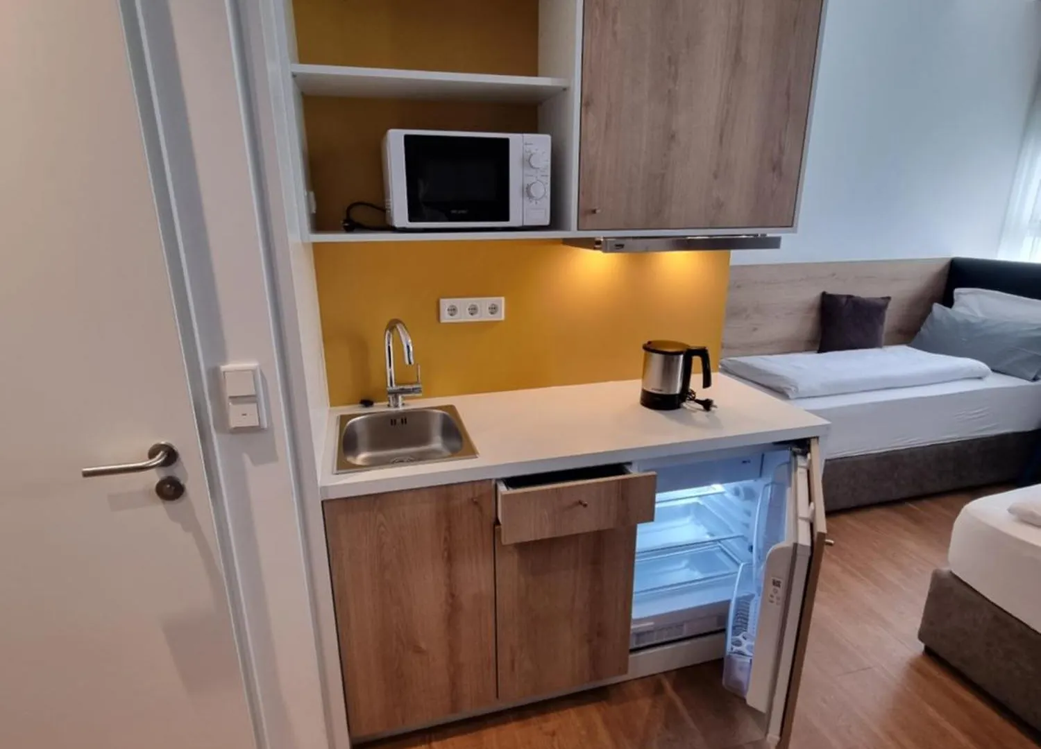 My Minga Airport Serviced Apartments Hallbergmoos Hotel
